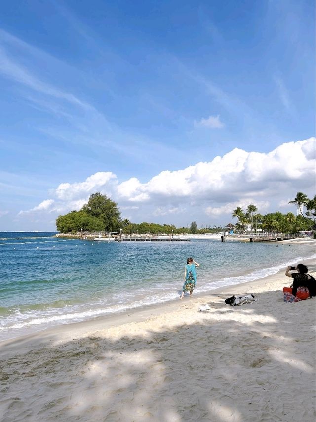 Exploring Siloso Beach Sentosa 
