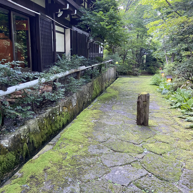 奥飛騨温泉　湯元長座へ　鬼滅の刃の世界