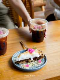 จุดเช็คอินและพักจิบกาแฟ ทานขนม ของทุกคนในครอบครัว