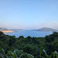 Shek O Beach: Hong Kong’s Hidden Paradise! 🌊🏖️
