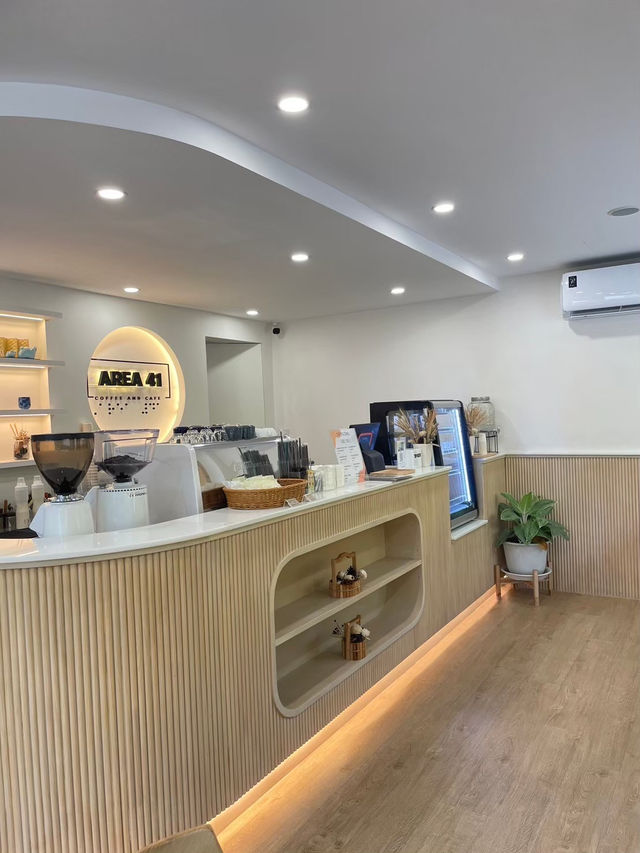Area 41 Coffee&Cafe📍