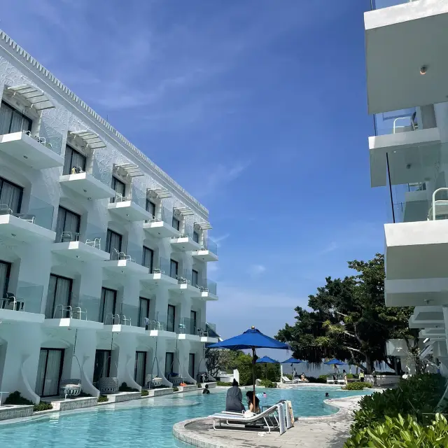 Kram Hotel: 豪華的海濱住宿。