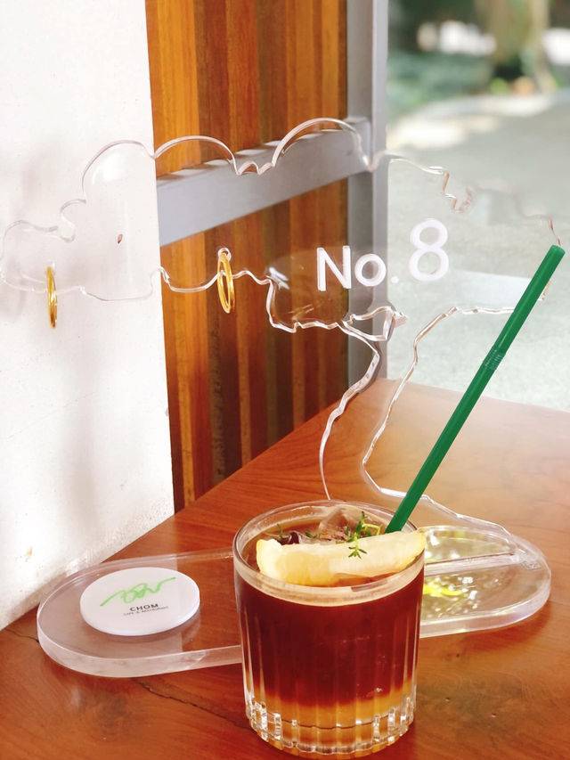 🥗 Chom Cafe and Restaurant