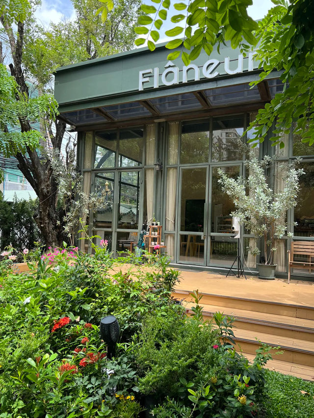 Flaneur Tea 🌷 คาเฟ่สวนอบอุ่น บรรยากาศดีต่อใจ 😊✨
