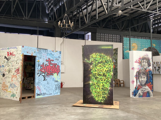 Dream Space Gallery 