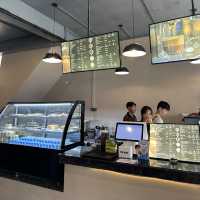 V Coffee & Tea วังเวียง 