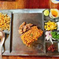 Khao-Sō-i ข้าวโซอิ
