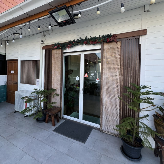 BANLAY Home Cafe • พัทยา