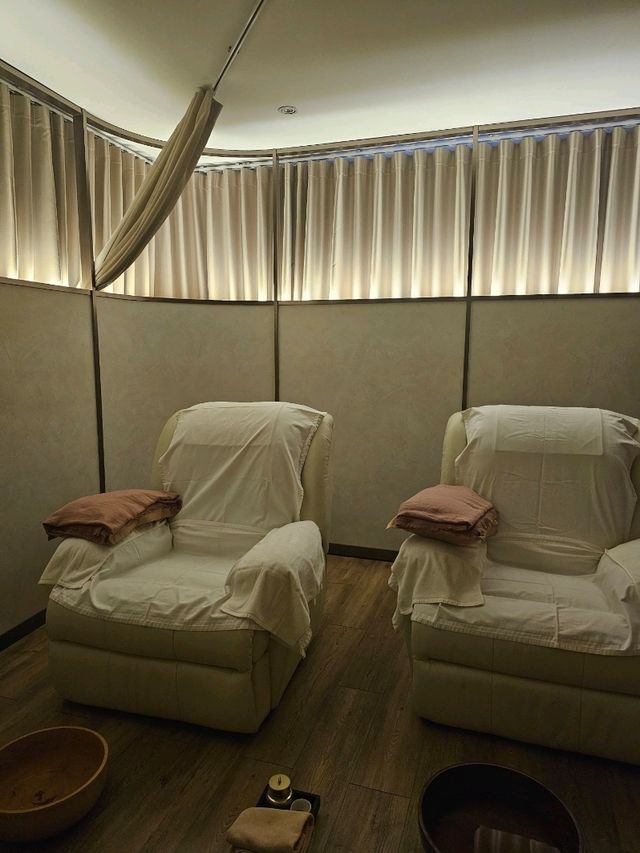 MOST Aesthetic Massages in Bangkok?!