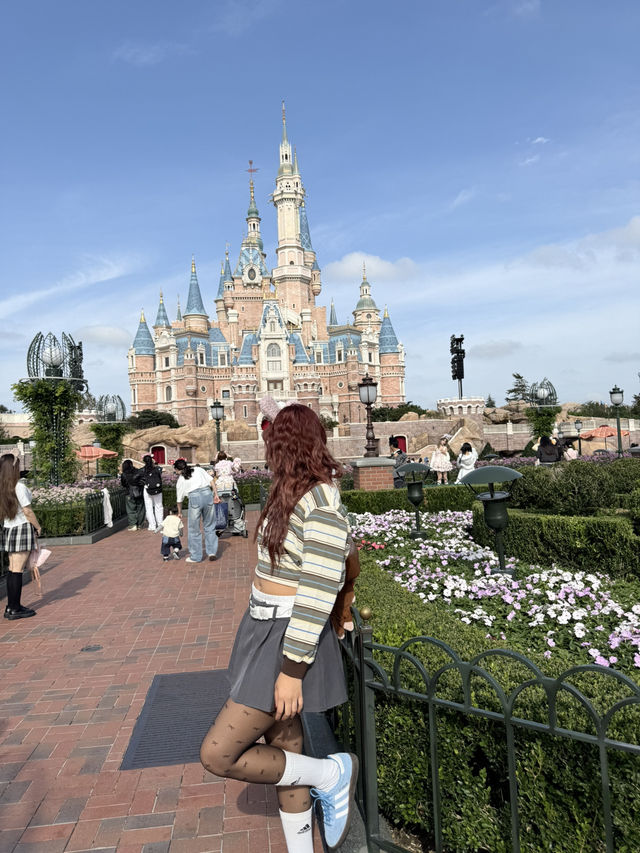 ดิสนีย์แลนด์เซี่ยงไฮ้ (Shanghai Disneyland