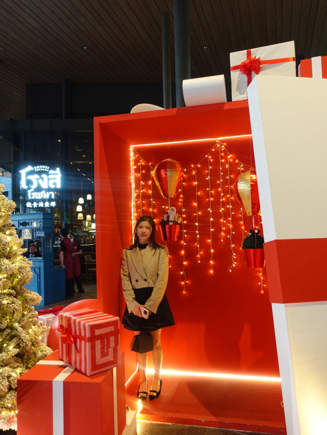 🎄✨ Velaa Sindhorn Village คริสต์มาสนี้มีตลาดด้วย!