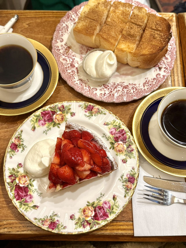 Cozy Weekend Café in Koenji☕️
