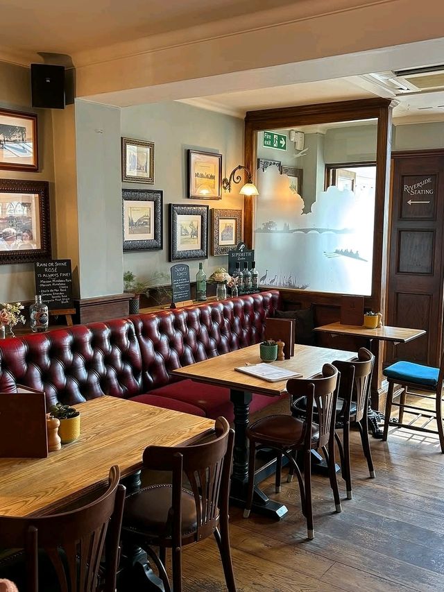 The Bell & Crown