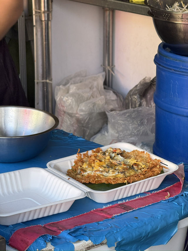ร้านผัดไทย สะพานหิน ภูเก็ต