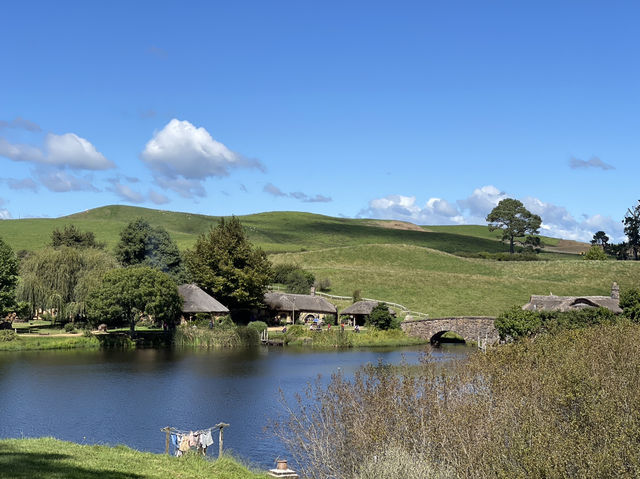 紐西蘭  霍比特村（Hobbiton）旅遊全攻略：魔戒迷必訪的中土世界秘境！