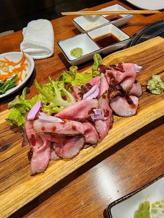 【バンコク】結びタンと肉寿司が絶品🥩にく処 鈴㐂（すずき）