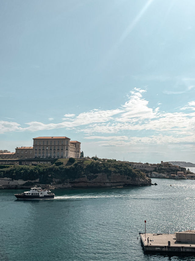 📍 馬賽歐洲與地中海文明博物館：海濱上的現代藝術地標】
