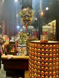 มาวัดเก่าแก่เลื่องชื่อเรื่องขอพรในฮ่องกงกัน🕯️
