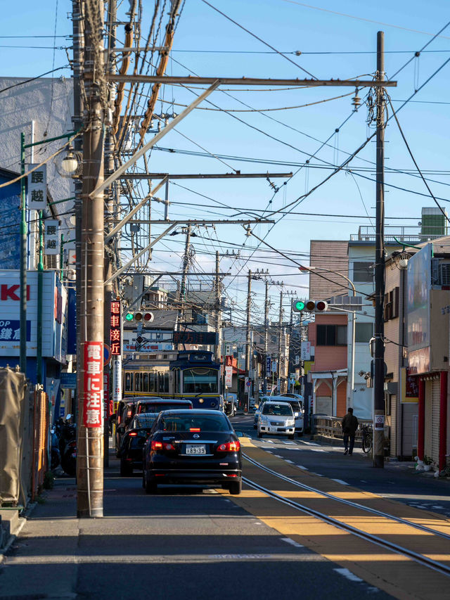 腰越駅🚃 海が近いローカルな駅の風景