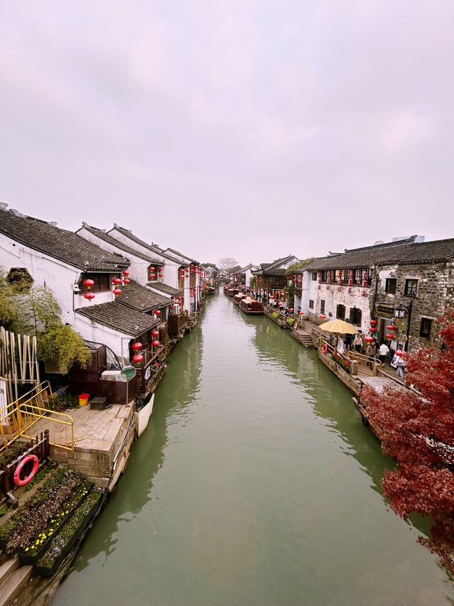 Wandering the Waterways of Zhouzhuang – A Day Trip Diary