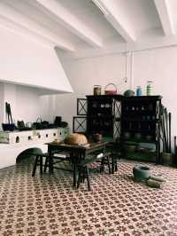 A Glimpse into Peranakan Elegance at Baba Nyonya Heritage Museum