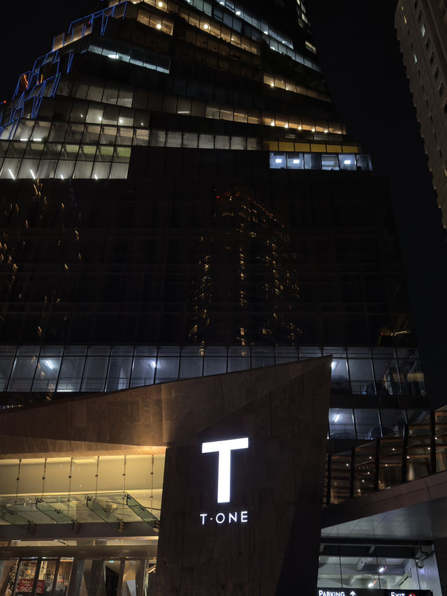 Tichuca Rooftop Bar: An Enchanting Urban Oasis