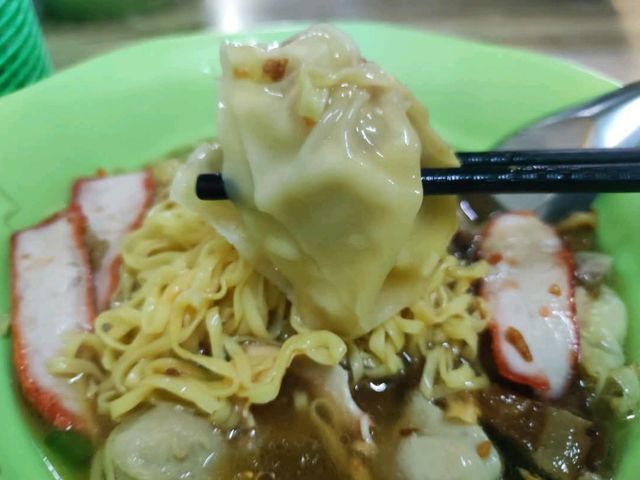 เฮ่งกี่ ต้นตำรับตำนาน 90 ปี บะหมี่โพธาราม