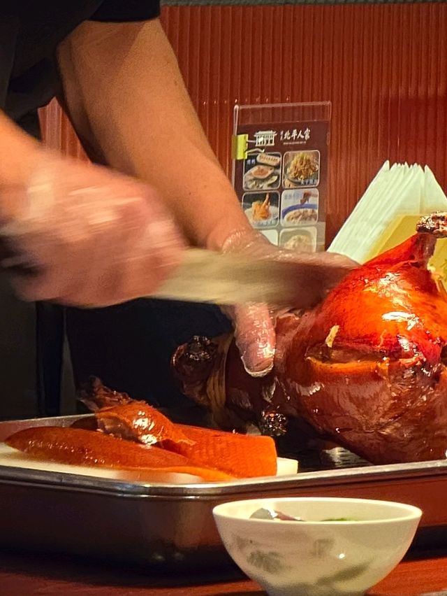 「北京人家超正烤鴨+乾隆白菜！古色古香京味食肆必打卡😍🍴」