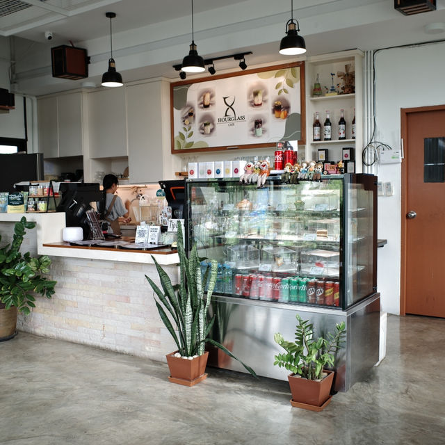 Hourglass cafe