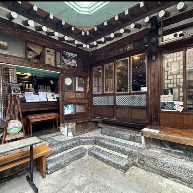 テオ書店