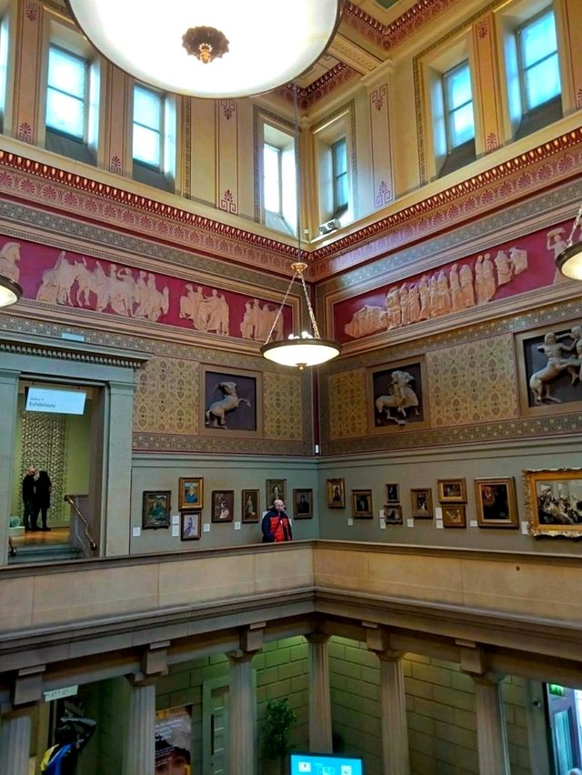 Art, Atmosphere, & Inspiration, My Visit to Manchester Art Gallery. 