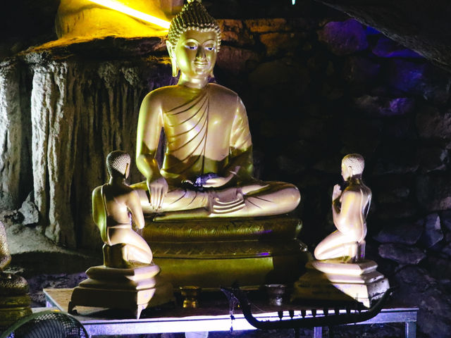 วัดถ้ำกุญชรราษฎร์รังสรรค์