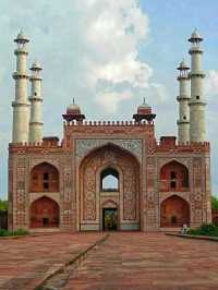 Akbar’s Tomb – A Legacy in Stone and Serenity