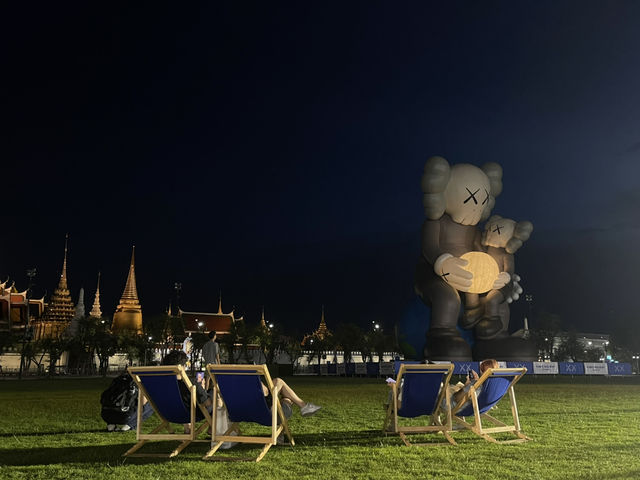 ชมฟรี ศิลปะระดับโลกบุกสยาม : KAWS