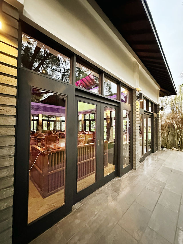 Sip, Chill, Repeat – Sunset Vibes at Karma Bar & Lounge!