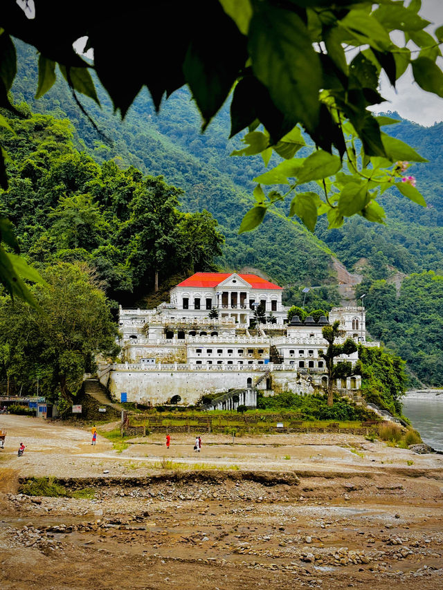 Rani mahal symbol of love and devotion 