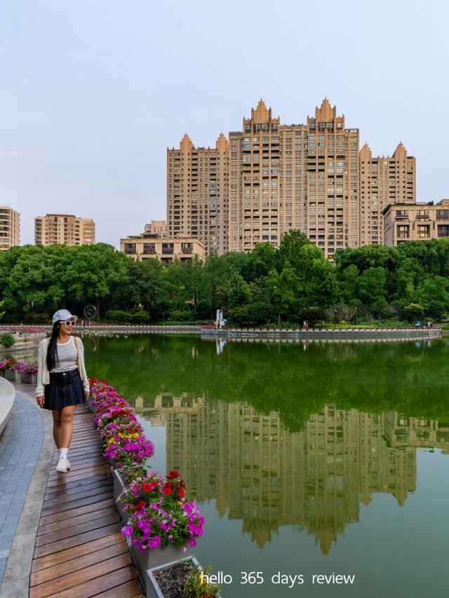 Zhongshan Park เซี่ยงไฮ้ วิวสวยสะกดใจ Zhongshan Park เซี่ยงไฮ้ วิวสวยสะกดใจ