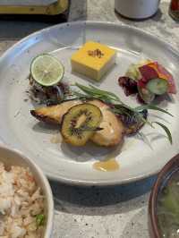 🍽️【京都・LORIMER KYOTO】NY発のモダン和定食で、魚と京の朝をじっくり味わう贅沢な朝時間