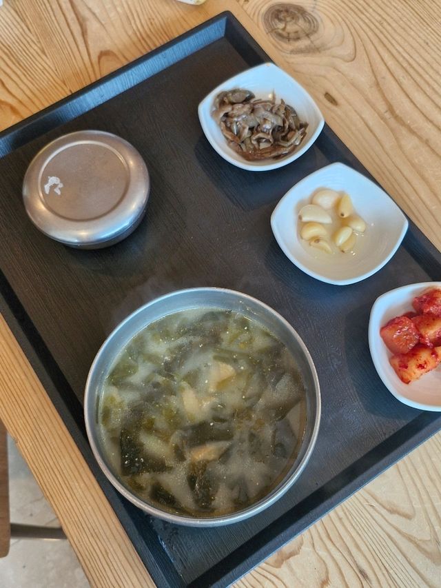 통창 초록뷰가 있는 백두대간수목원 푸드코트🌲