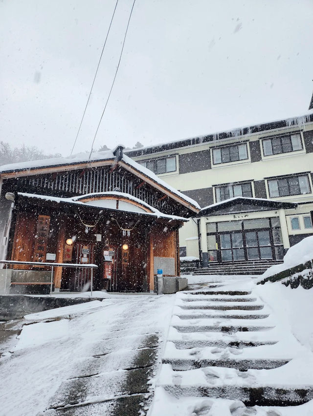 山形·藏王｜Ōmiya Ryokan泡進雪國的日式溫泉旅館