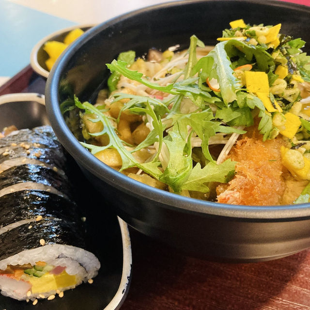 釜山🇰🇷ロッテワールド・アドベンチャーで軽食+休息でパワーチャージ🍲⟡.·