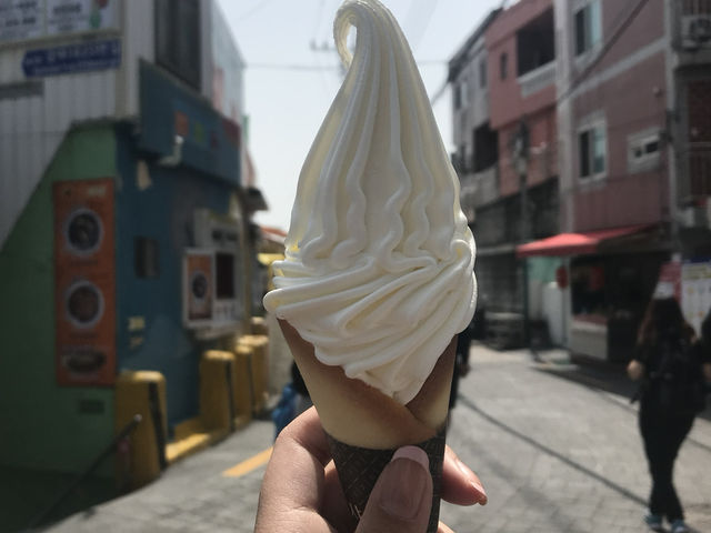🎨 Gamcheon Culture Village – หมู่บ้านสีพาสเทล