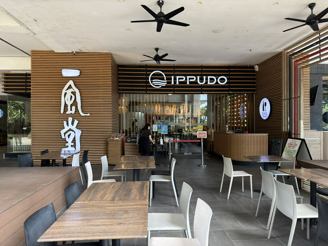 🍜 IPPUDO Gurney Plaza – Flavorful Ramen Before the Flight