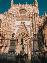 A Towering Wonder – My Visit to Catedral de Sevilla
