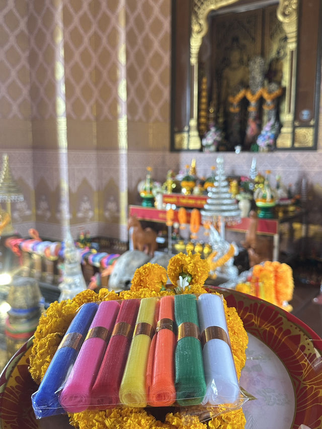 พลังแห่งศรัทธา ใจกลางเมืองที่ต้องมาให้ได้ 💛🛕