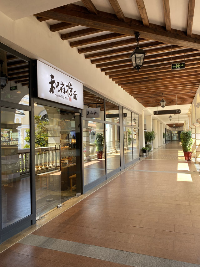 上海佛羅倫薩小鎮，比大阪Rinku outlets 更美更好逛!!