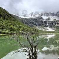  A Peaceful Trek to Gongga Lake (贡嘎措) in Daocheng Yading