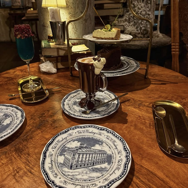 Mustang Blu Café 
