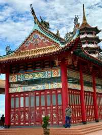 Clouds, Cliffs & Calm: Chin Swee Caves Temple Escape 