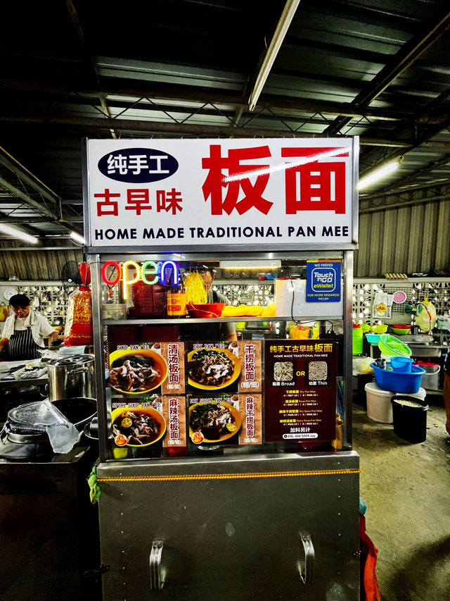 Sun, Spices & Surprises at Lee Huat Cafe – Penang’s Breakfast Treasure